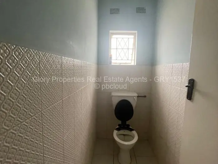 4 Bedroom House for Sale in Windsor Park, Ruwa