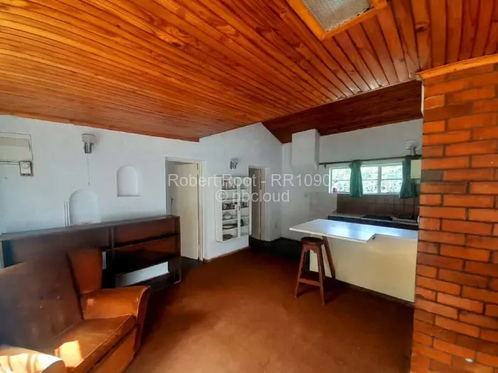 2 Bedroom Cottage/Garden Flat to Rent in Highlands, Harare