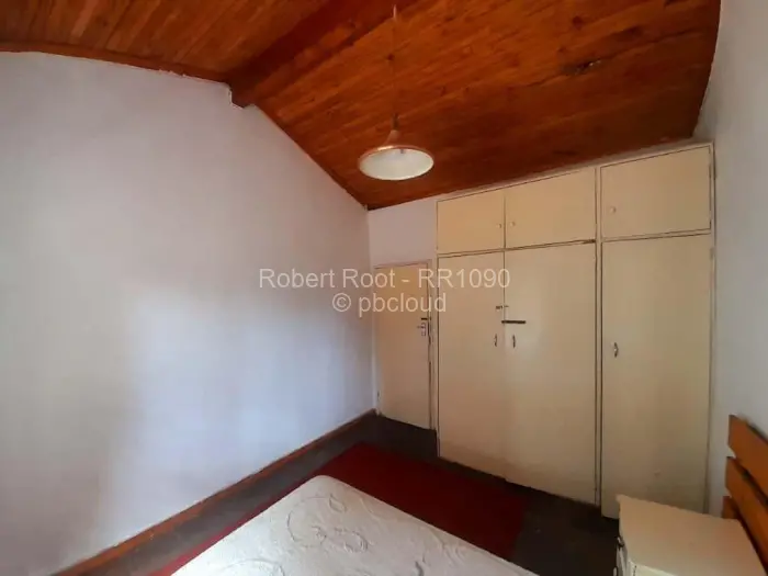 2 Bedroom Cottage/Garden Flat to Rent in Highlands, Harare