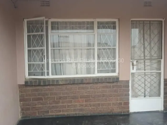 3 Bedroom House for Sale in Dombotombo, Marondera