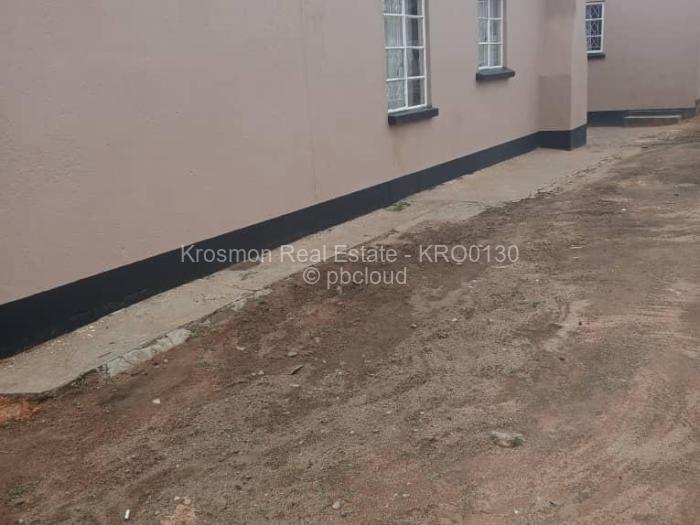 3 Bedroom House for Sale in Dombotombo, Marondera