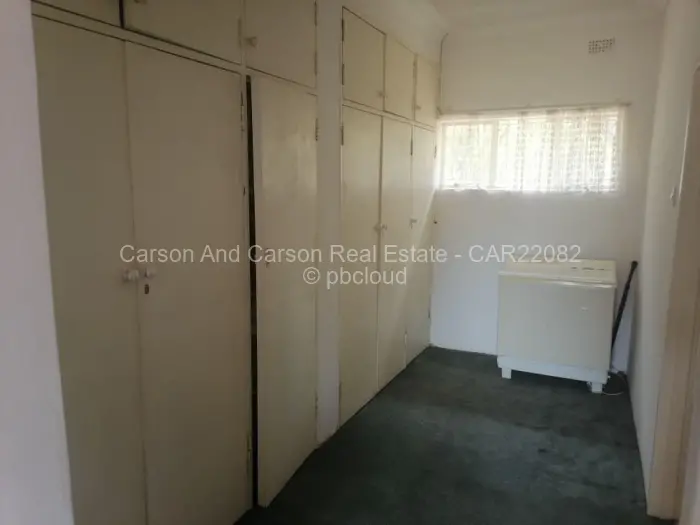 6 Bedroom House for Sale in Mandara, Harare