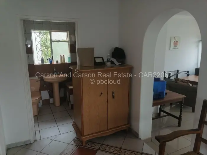 6 Bedroom House for Sale in Mandara, Harare