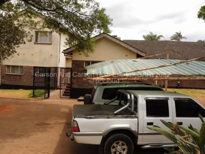 6 Bedroom House for Sale in Mandara, Harare