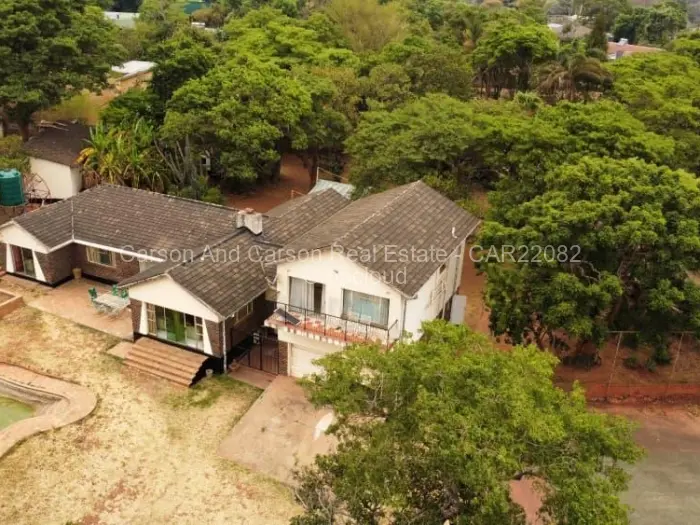 6 Bedroom House for Sale in Mandara, Harare