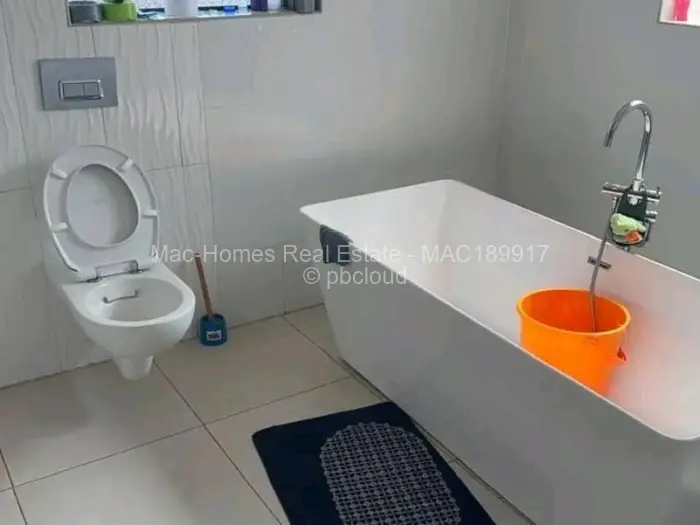 5 Bedroom House for Sale in Westgate, Harare