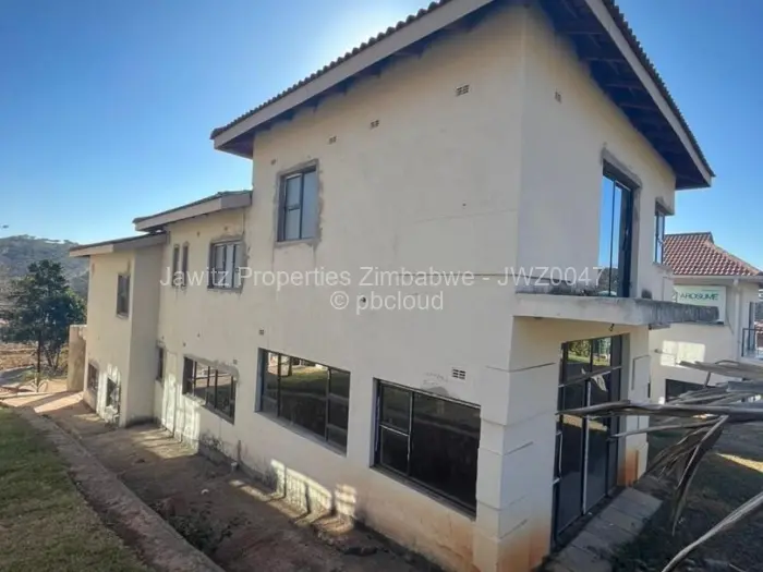 Townhouse/Cluster for Sale in Carrick Creagh Estate, Harare