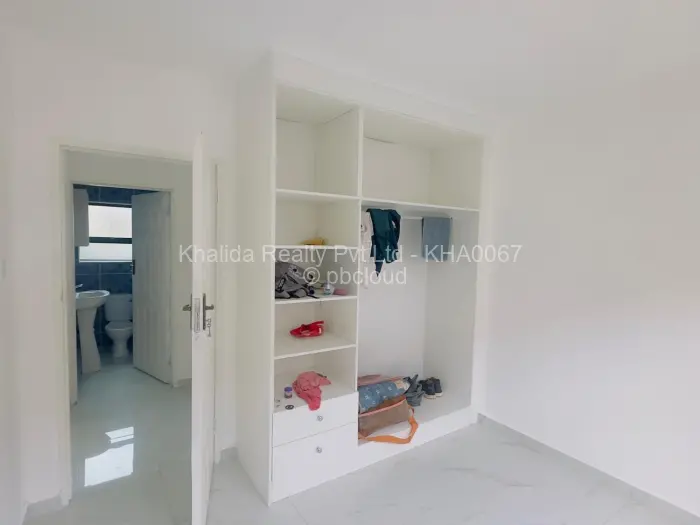 4 Bedroom House for Sale in Damofalls, Damofalls