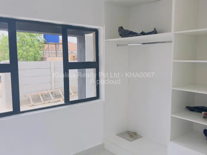 4 Bedroom House for Sale in Damofalls, Damofalls