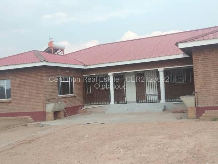 8 Bedroom House for Sale in Adelaide Pk Gweru, Gweru