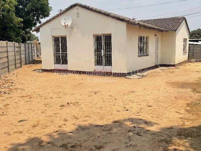 3 Bedroom House for Sale in Msasa Park, Harare