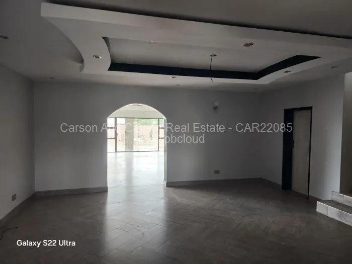 7 Bedroom House to Rent in Goodhope, Harare
