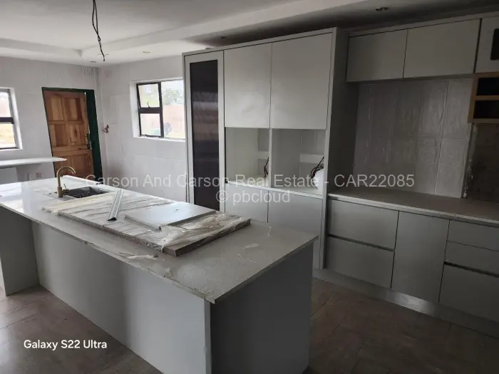 7 Bedroom House to Rent in Goodhope, Harare