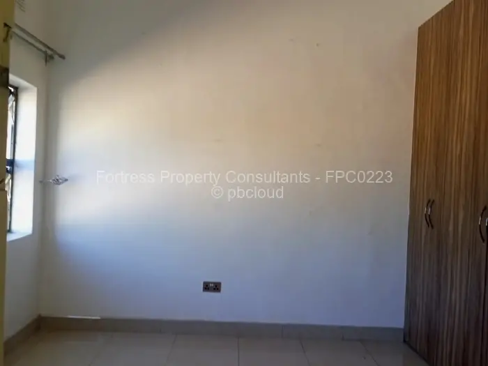 5 Bedroom House to Rent in Shawasha Hills