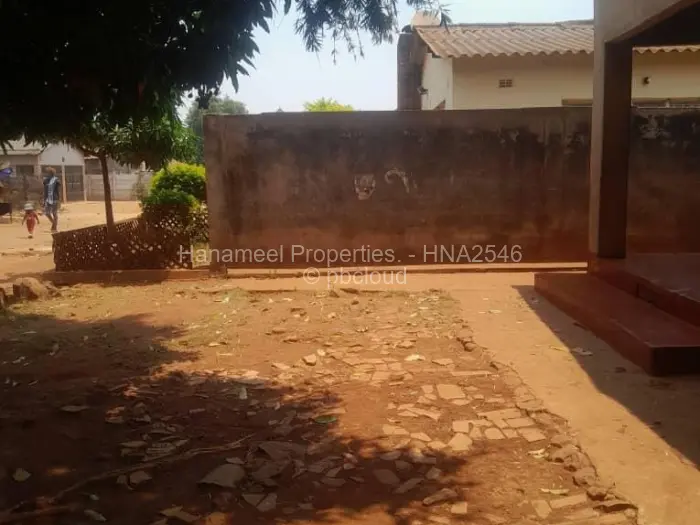 5 Bedroom House for Sale in Kuwadzana, Harare
