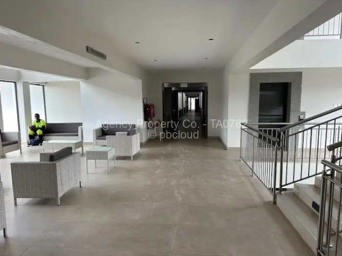 Flat/Apartment to Rent in Borrowdale, Harare