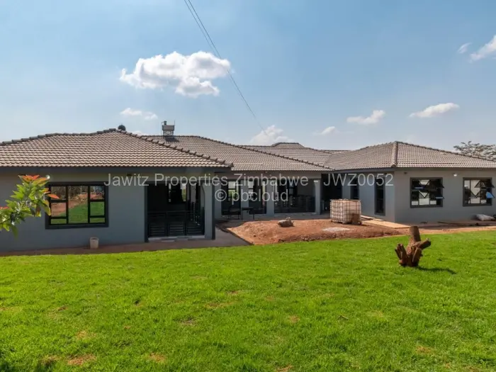 5 Bedroom House for Sale in Gletwin Park, Harare