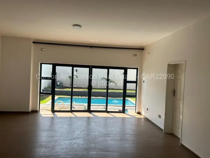 Townhouse/Cluster to Rent in Avondale, Harare