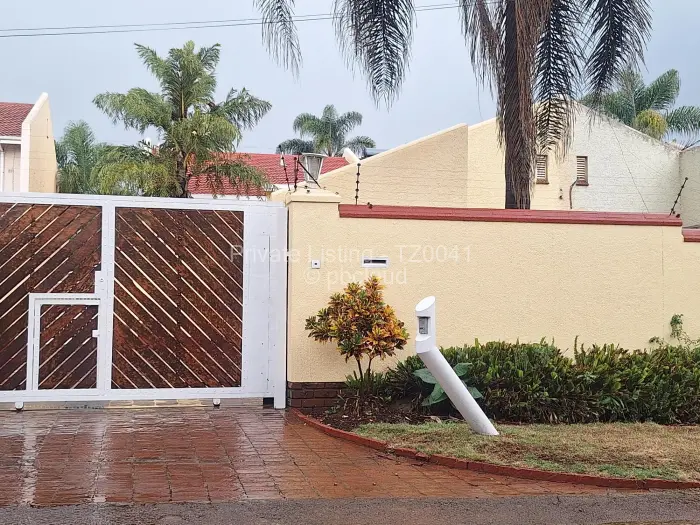 Townhouse/Cluster to Rent in Avondale, Harare