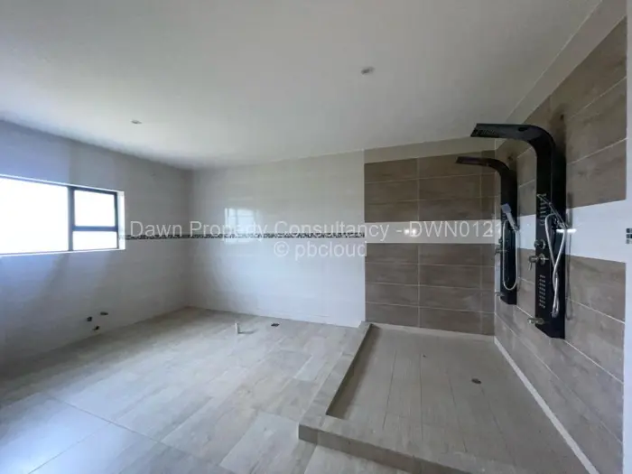 9 Bedroom House for Sale in Hogerty Hill, Harare