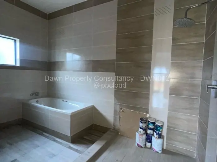 9 Bedroom House for Sale in Hogerty Hill, Harare