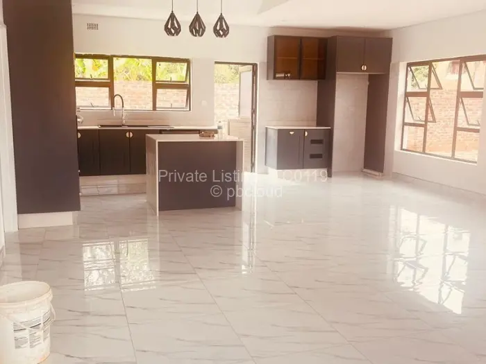 Townhouse/Cluster to Rent in Highlands, Harare