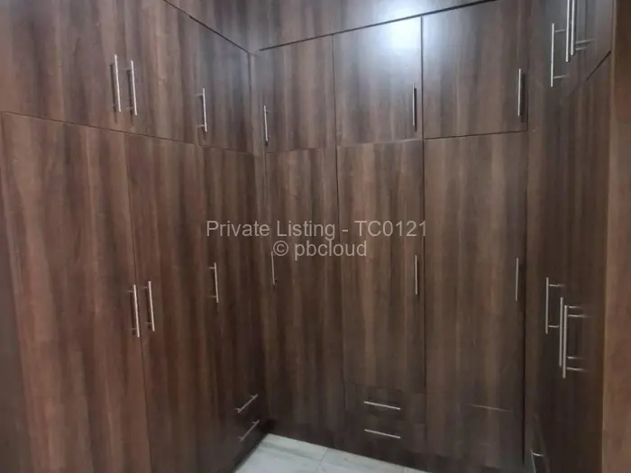 Townhouse/Cluster to Rent in Quinnington, Harare