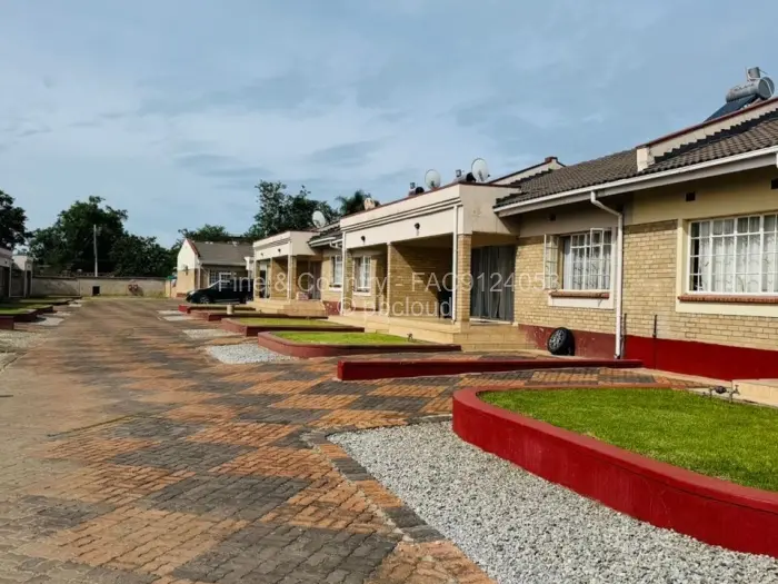 Flat/Apartment to Rent in Newlands, Harare