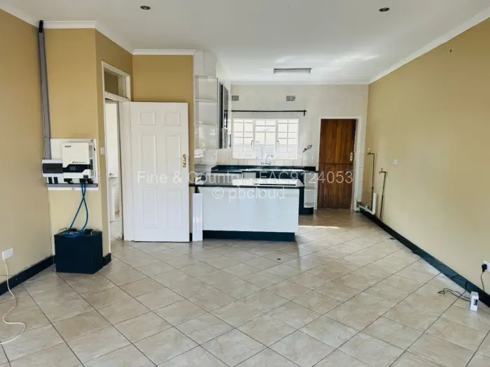 Flat/Apartment to Rent in Newlands, Harare