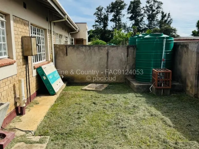 Flat/Apartment to Rent in Newlands, Harare