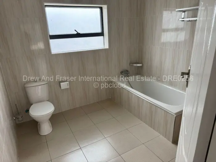 Townhouse/Cluster to Rent in Windsor Park, Ruwa