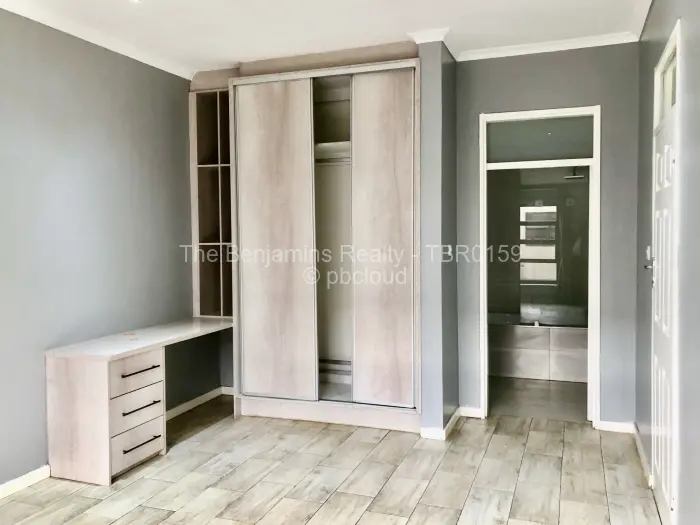 Townhouse/Cluster to Rent in Greencroft, Harare