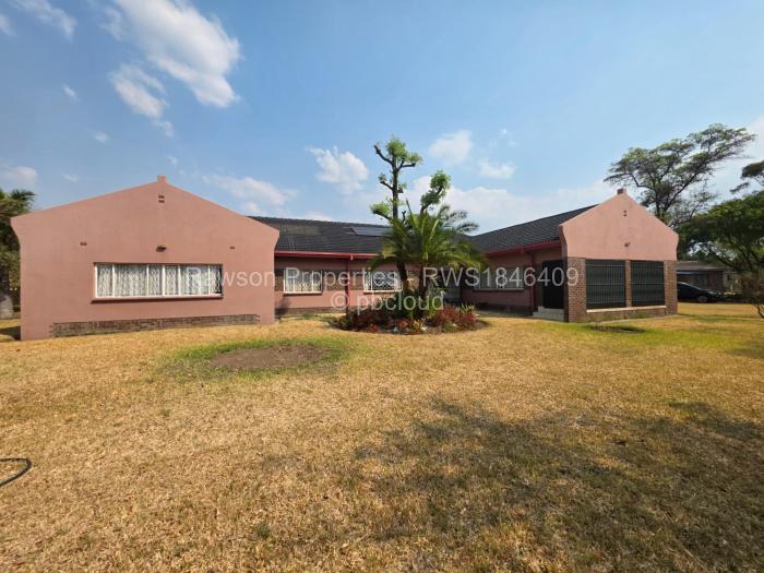 4 Bedroom House for Sale in Waterfalls, Harare