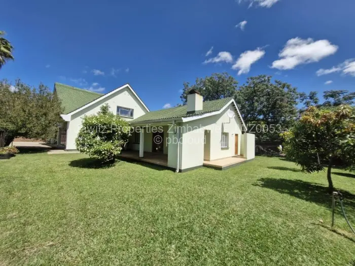 5 Bedroom House for Sale in Alexandra Park, Harare