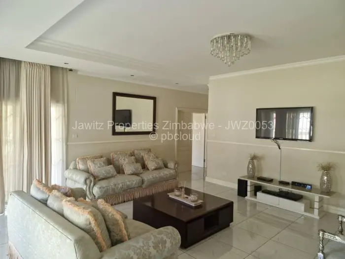 5 Bedroom House for Sale in Alexandra Park, Harare