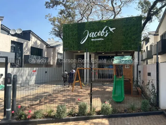 Townhouse/Cluster for Sale in Avondale, Harare