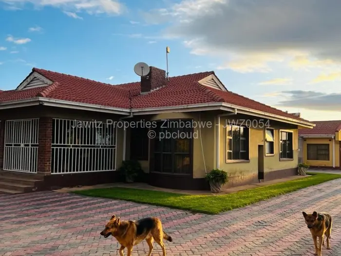5 Bedroom House for Sale in Southlea Park, Harare