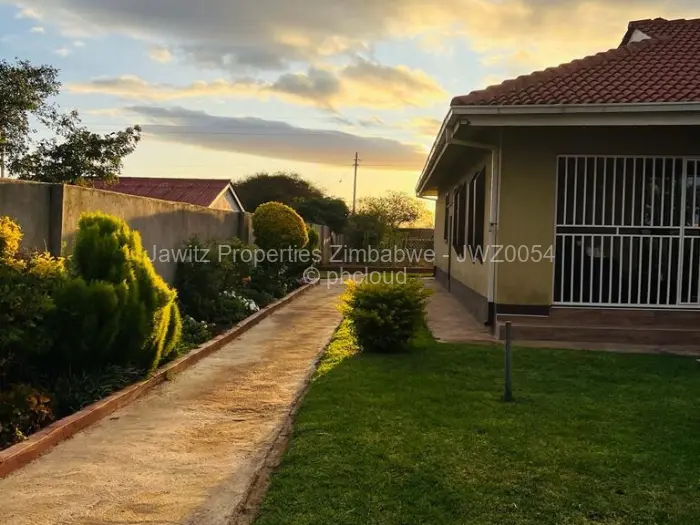 5 Bedroom House for Sale in Southlea Park, Harare