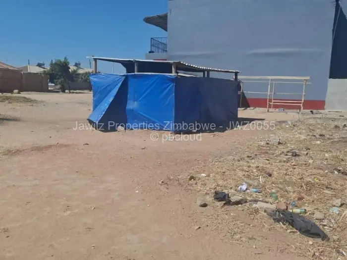 Commercial Stand for Sale in Damofalls, Damofalls