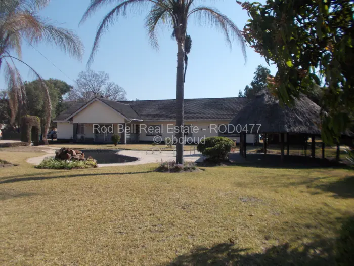 4 Bedroom House for Sale in Greengrove, Harare