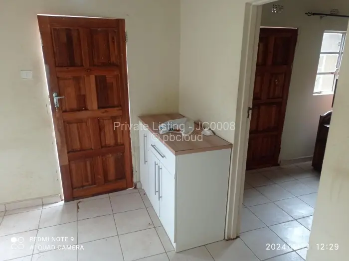 2 Bedroom Cottage/Garden Flat to Rent in Helensvale, Harare