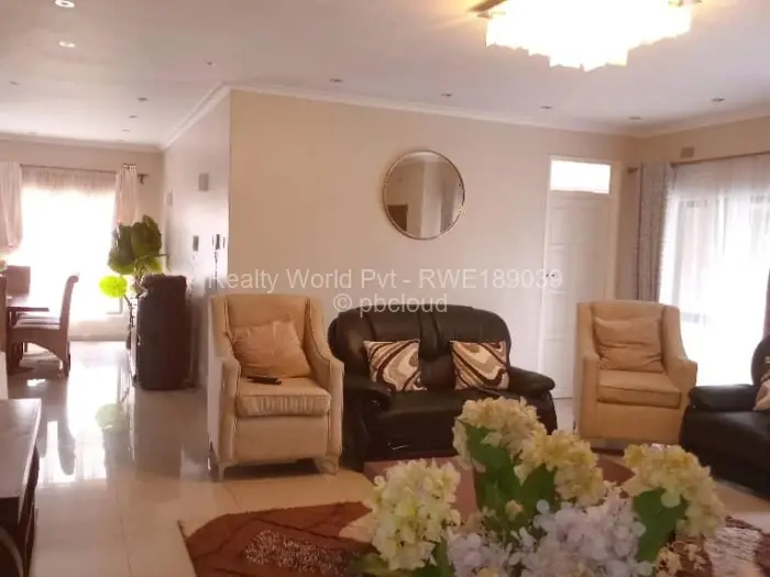 5 Bedroom House to Rent in Arlington, Harare