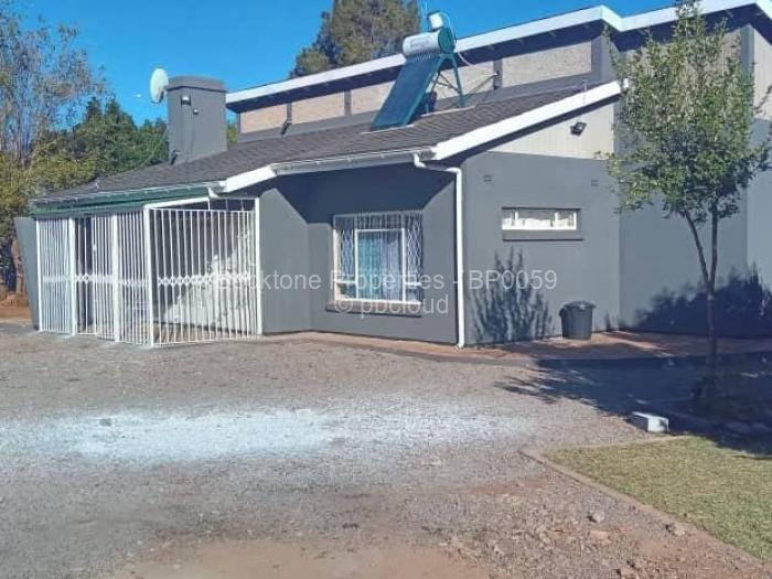 3 Bedroom House for Sale in Montrose Byo, Bulawayo