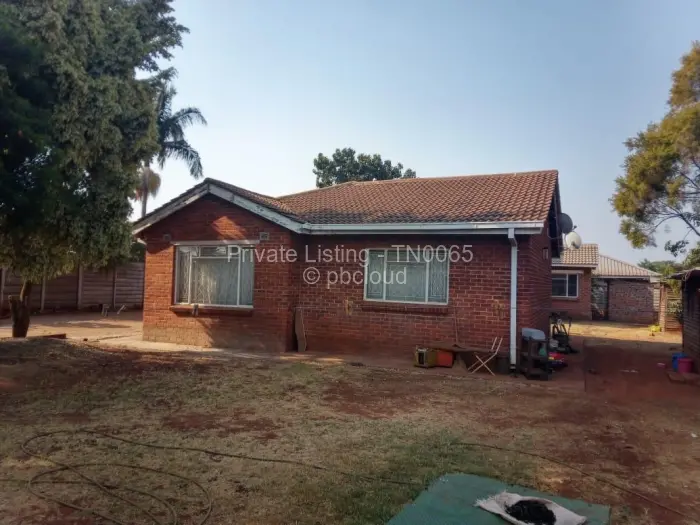 4 Bedroom House for Sale in Westgate, Harare