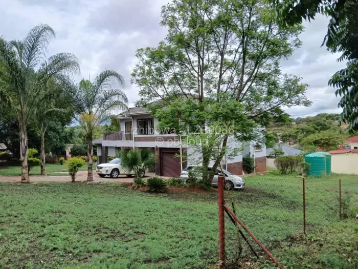 4 Bedroom House for Sale in Borrowdale, Harare