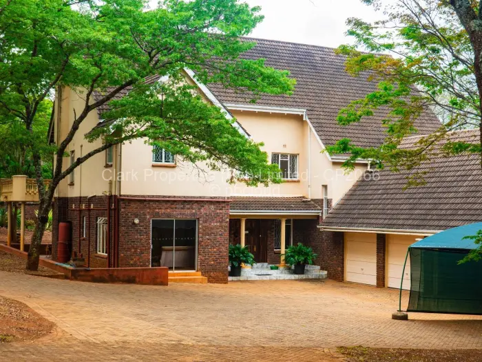 4 Bedroom House for Sale in Greystone Park, Harare