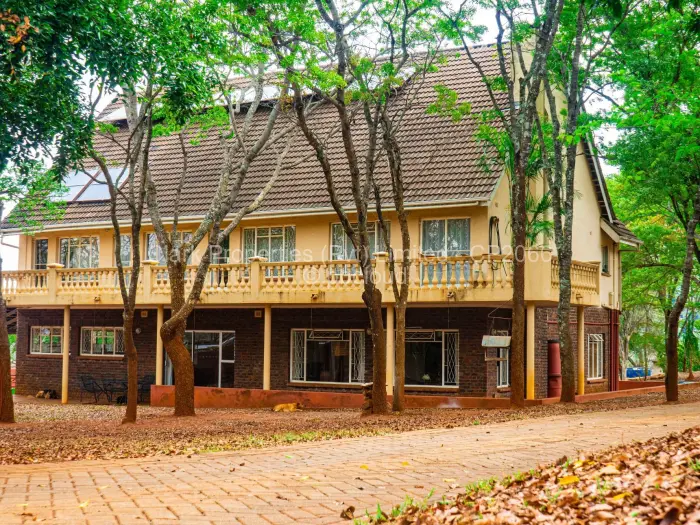 4 Bedroom House for Sale in Greystone Park, Harare