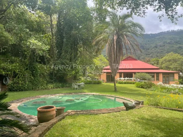 5 Bedroom House for Sale in Tiger's Kloof, Mutare