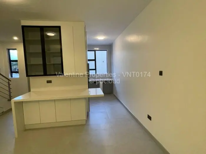 Townhouse/Cluster to Rent in Borrowdale West, Harare