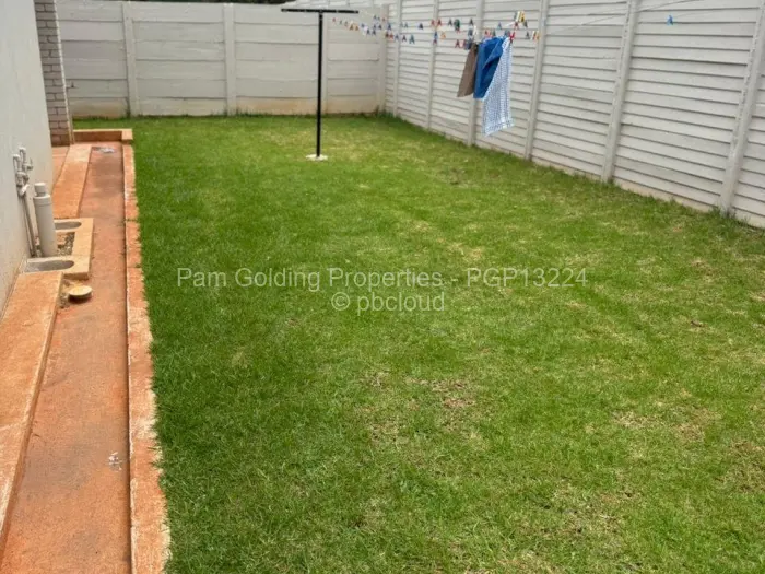 Townhouse/Cluster to Rent in Greendale, Harare